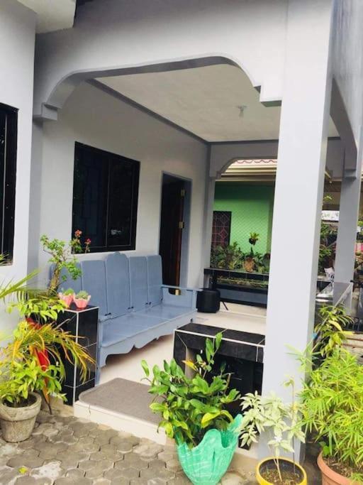 A Unique And Cozy Wholehouse In Babak Samal Island Villa Kültér fotó